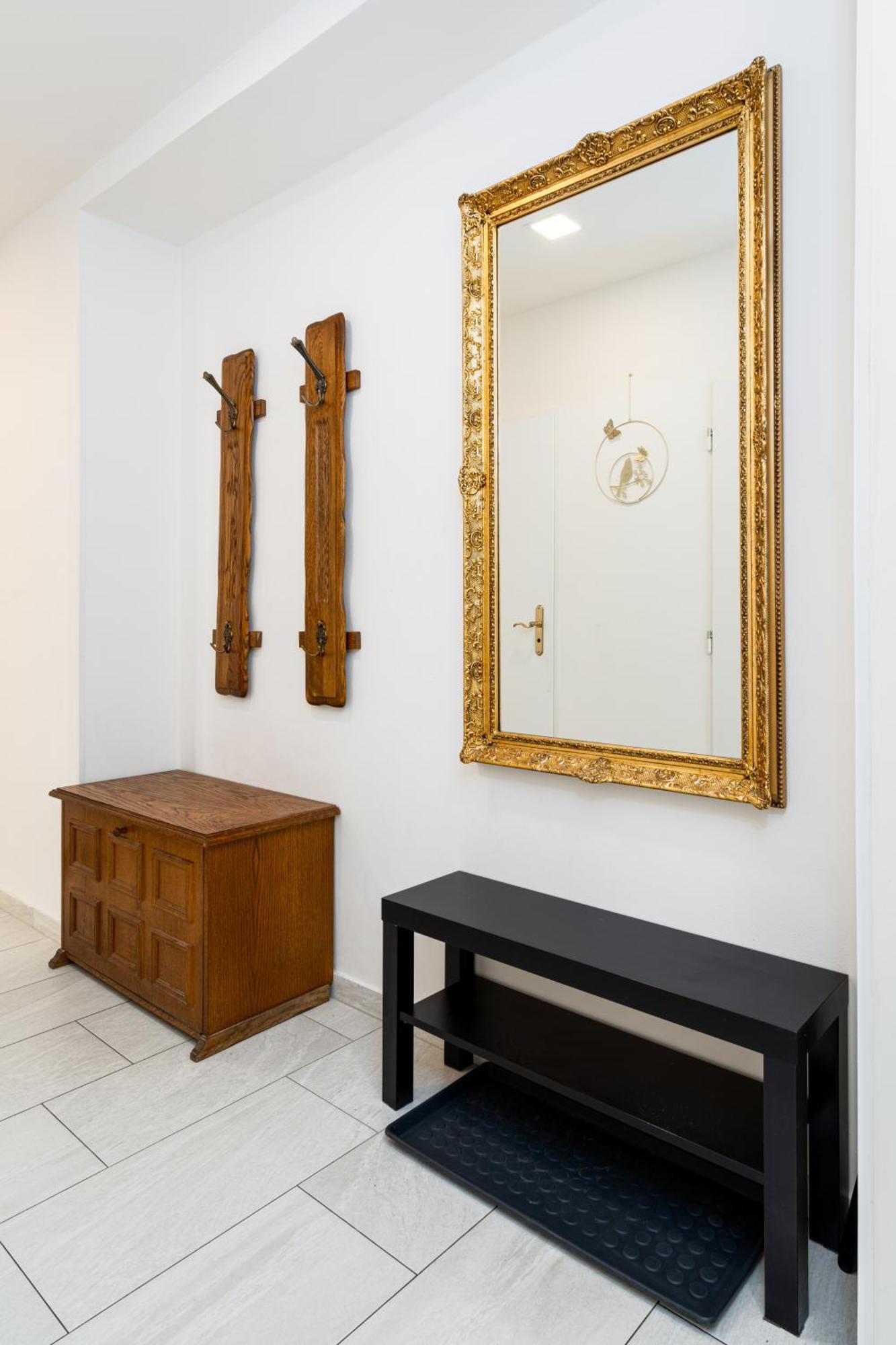 Kingdom Of 3 Roses Apartment Prague Exterior photo